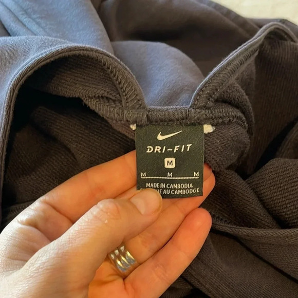 Nike Yoga Wrap Short Sleeve shirt sweatshirt Black womens medium EUC - Picture 4 of 4